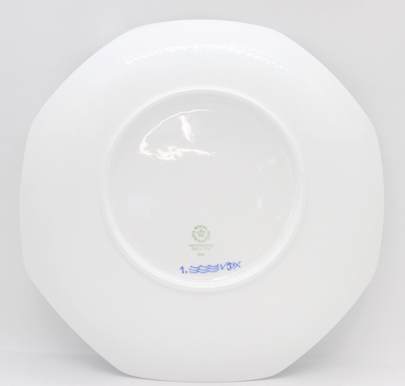 ROYAL COPENHAGEN(ロイヤルコペンハーゲン) ブルーフルーテッド プレイン アーチボウル 25cm 1020517 - 安心保証・業界最安値の販売 福助